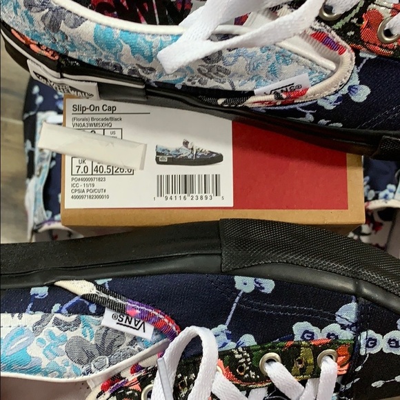 VANS SLIP-ON CAP FLORALS Brocade/Black wmns - Picture 14 of 16